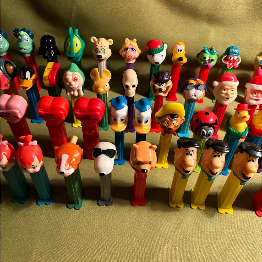 A lot of 69 Pez Dispensers